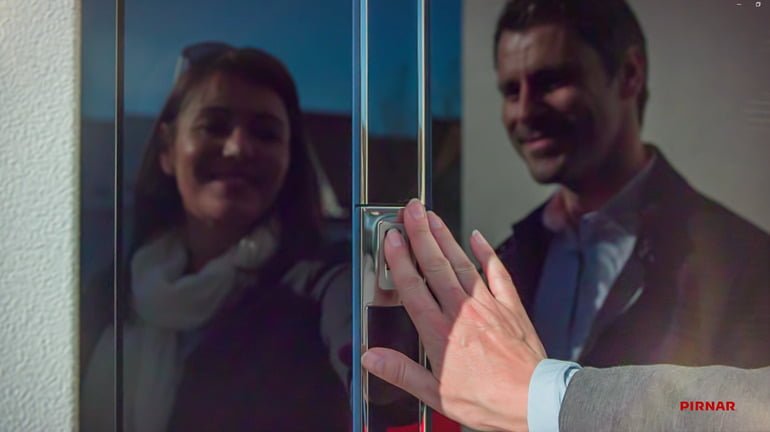 Protecnia Lector de huella digital en puertas Pirnar